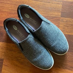 Women’s Dr. Scholls Be Free Slip On Shoes